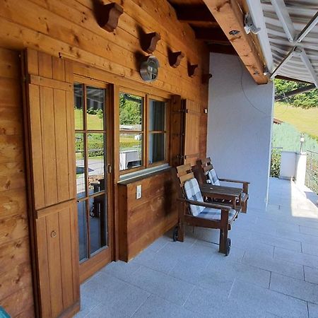 Chalet Landhaus Einsiedler ซังคท์กัลเลนเคียร์ช ภายนอก รูปภาพ