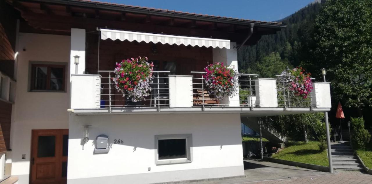 Chalet Landhaus Einsiedler ซังคท์กัลเลนเคียร์ช ภายนอก รูปภาพ