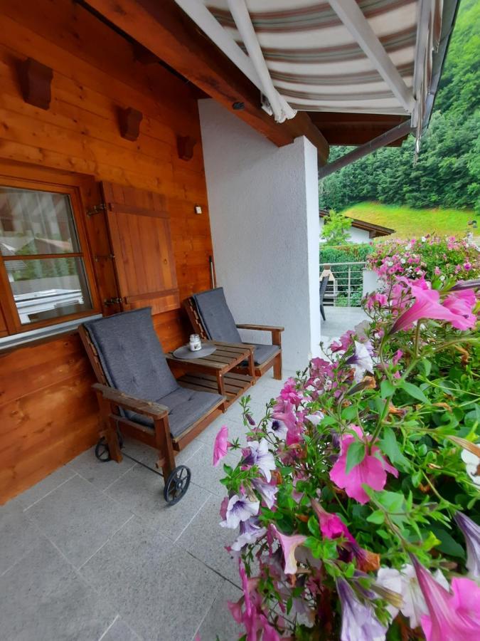 Chalet Landhaus Einsiedler ซังคท์กัลเลนเคียร์ช ภายนอก รูปภาพ